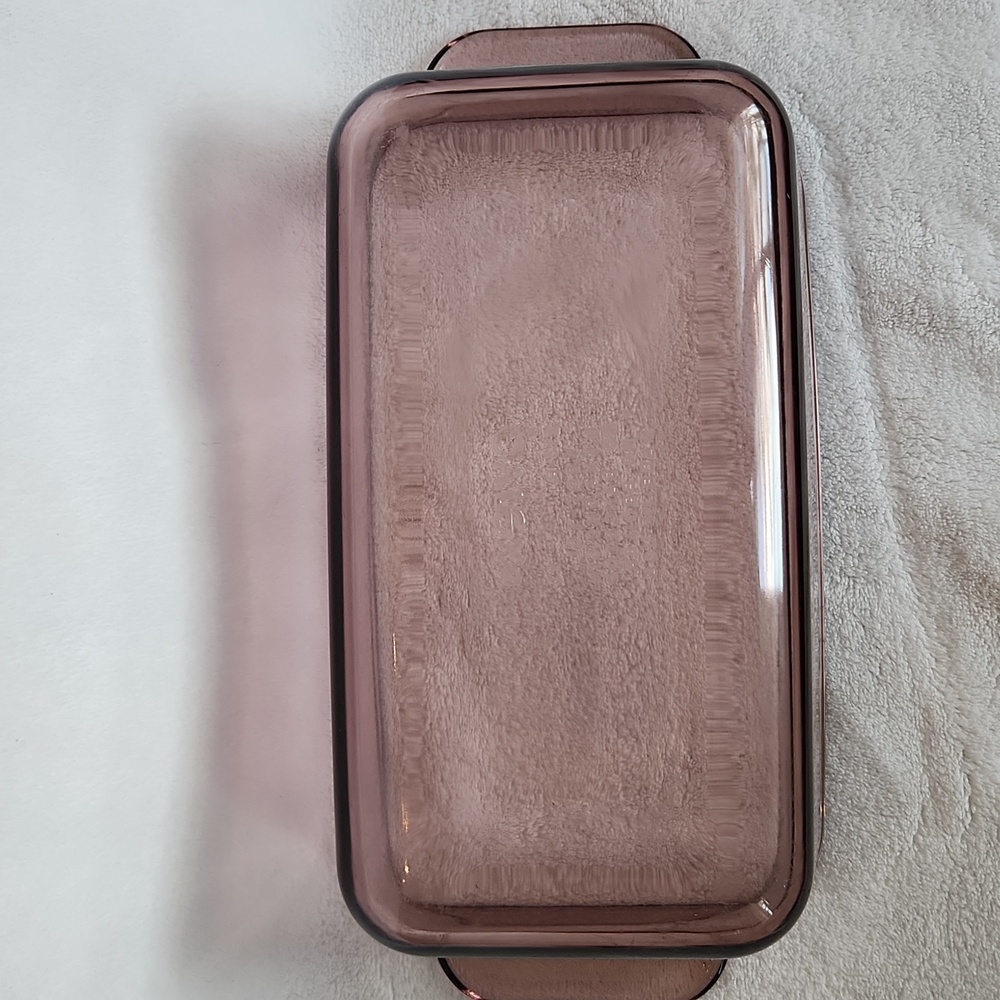 Pyrex Vintage Cranberry 1.5qt 8.5x4.5x2.5 Loaf Pan - Picture 5 of 5